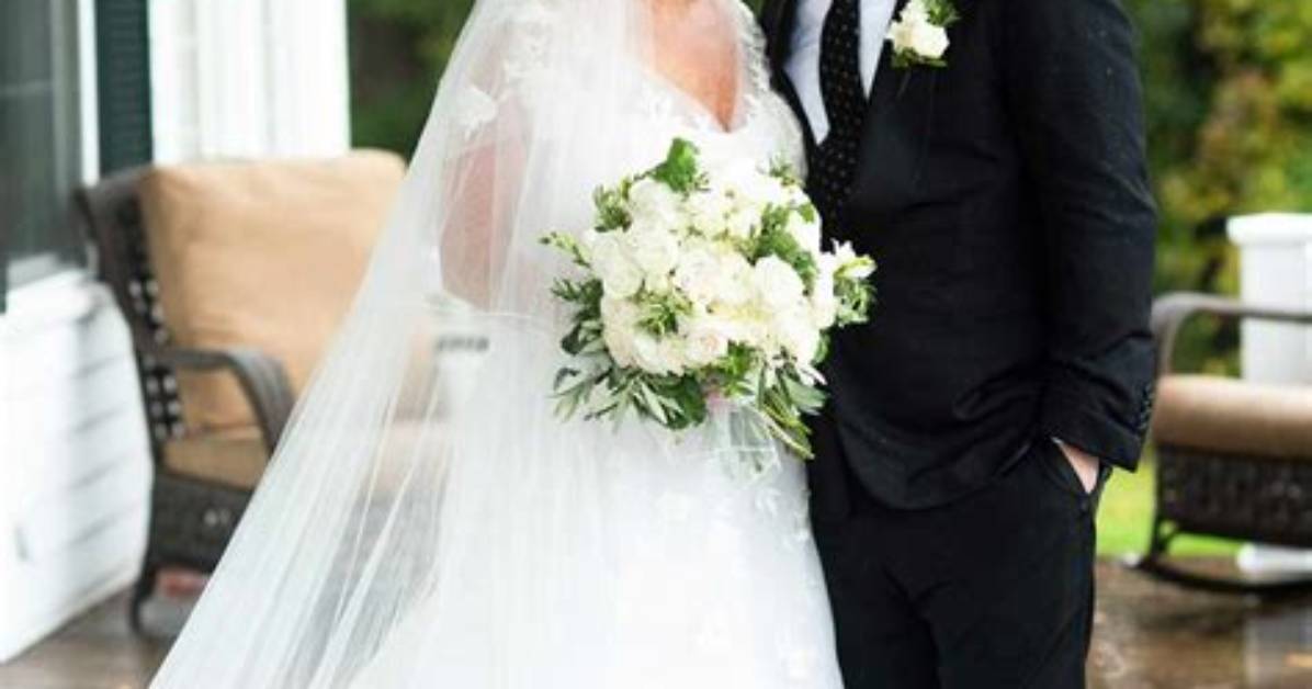 Anne Burrell's Husband: Stuart Claxton & Their Relationship