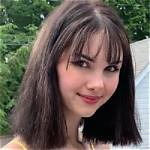 Bianca Devins Facts, Bio, Wiki, Net Worth, Age, Height, Family, Affair, Salary, Famous For, E-Girl, Boyfriend, Murder, Sister, Emo, Death, Died