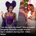 Capturing a Moment: the Pic of Michelle Obama Pregnant