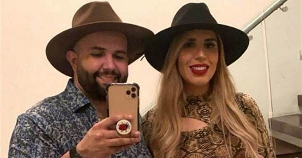 Carin Leon Is Married to Wife: Alenjandra Esquer.