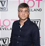 Does Mo Rocca Have a Partner? Openly Gay Cbs Innovation Nation Host Relationship Details