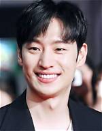 Exploring the Lives of Lee Je Hoon and His Mysterious Couple