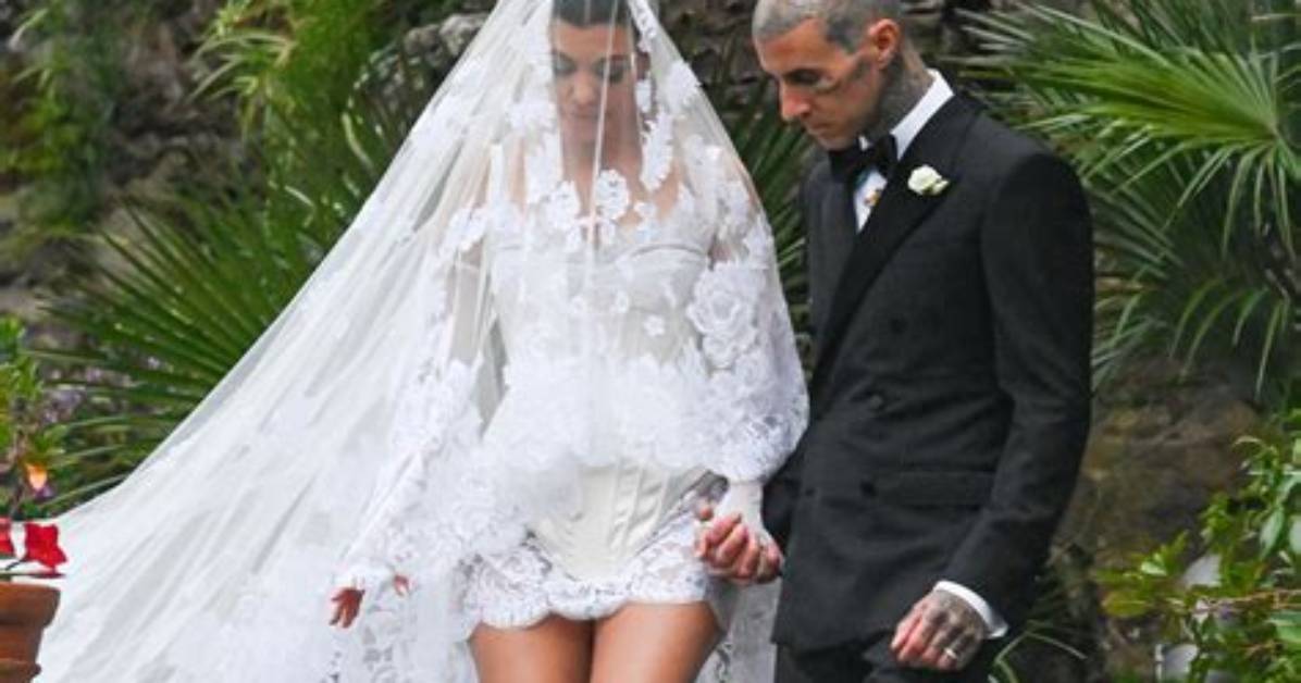 Kourtney Kardashian's Wedding Dress: a Glimpse into the Iconic Bridal Style