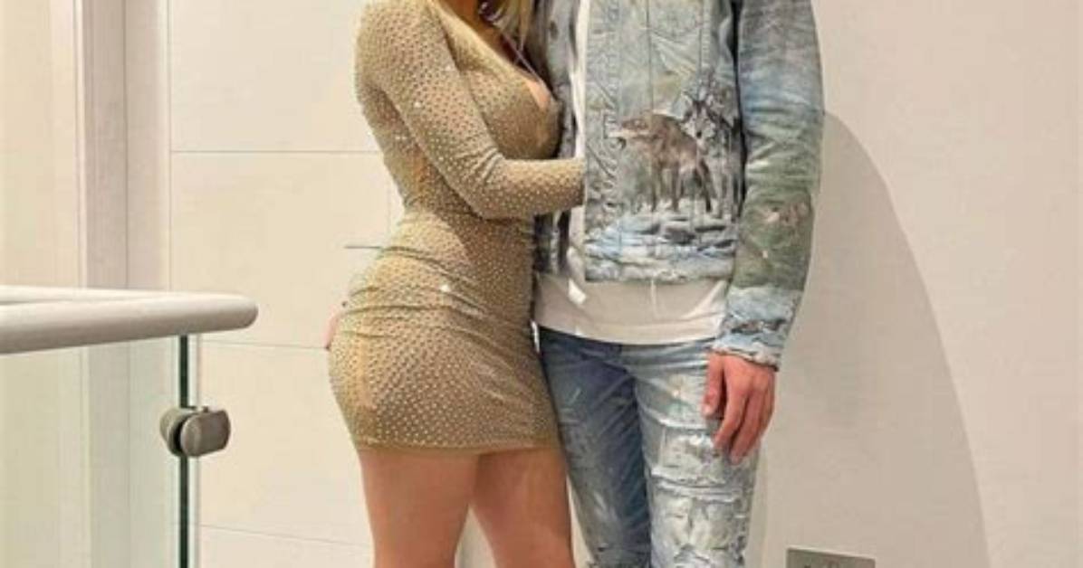 Mason Greenwood's Girlfriend: a Deep Dive into Their Relationship