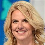 Sarah Kate Ellis Biography-Wiki, Age, Wife, Salary, Net Worth, Family, Image, Glaad, Nytimes, Wedding, Email and Instagram