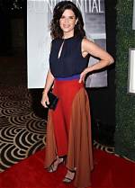 Unveiling the Height of Neve Campbell: a Closer Look