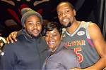 Wanda Durant: the Bond of Friendship Behind the Spotlight