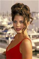 Yazmin Bleeth: the Rise of a Modern Icon
